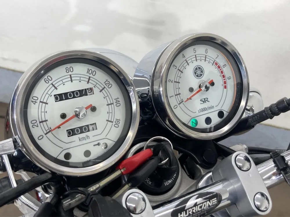 Yamaha SR400 Final Edition Limited 2022, серый, фото 3