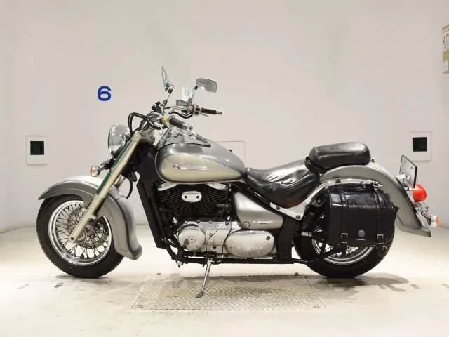 Suzuki Intruder 400 Classic 2002, серебристый, фото 2
