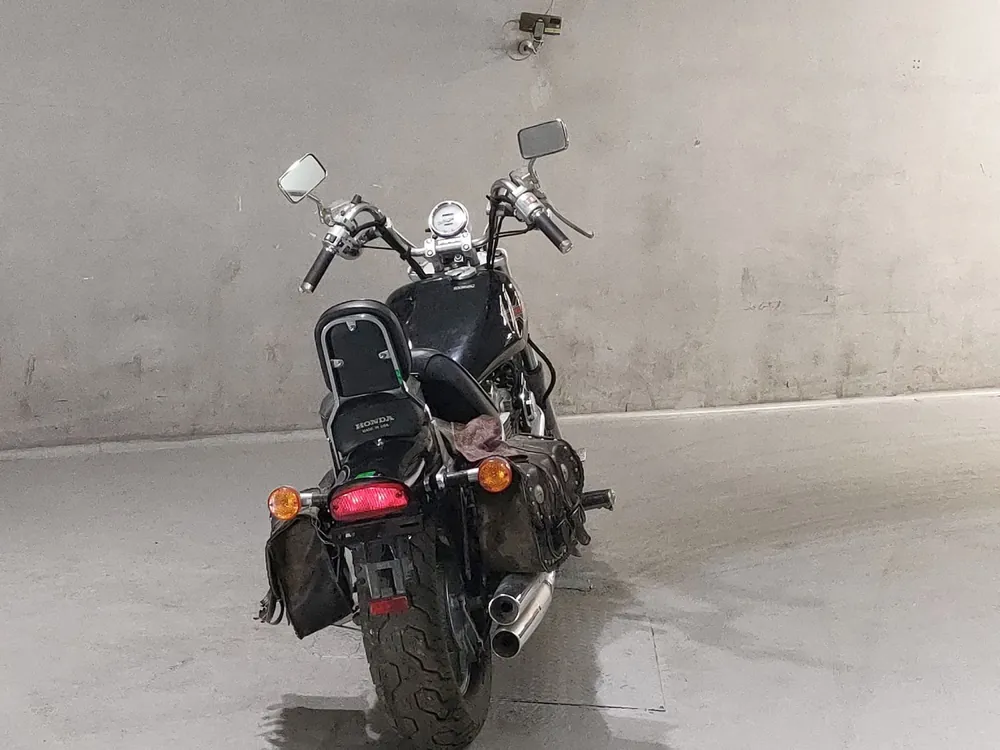 Honda Shadow 1100 1993, чёрный, фото 4