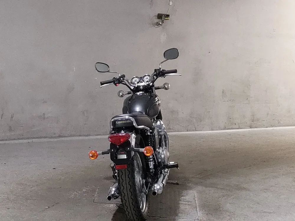 Kawasaki W800, серый, фото 4
