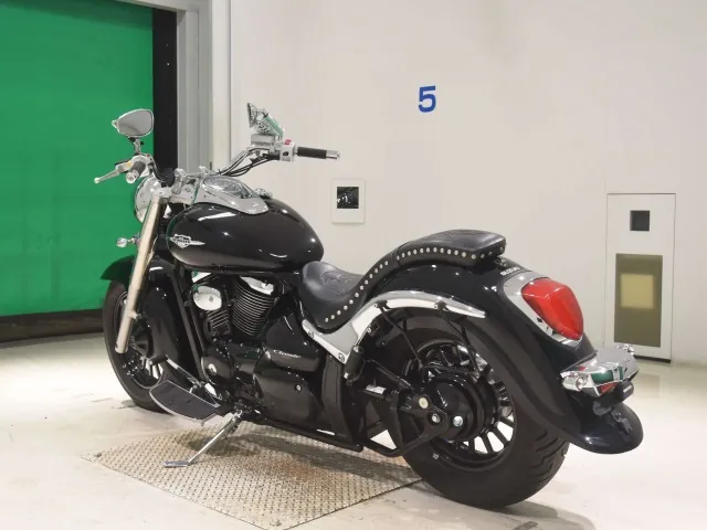 Suzuki Intruder 400 Classic 2017, чёрный, фото 6