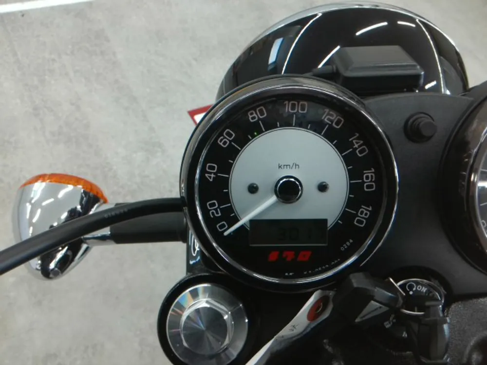 Kawasaki W800-2 2021, black/silver, фото 3