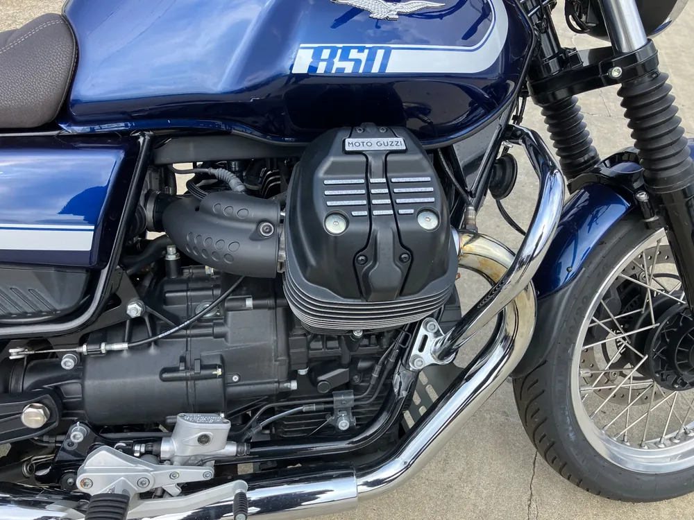 Moto Guzzi GUZZI V7 SPECIAL 2022, синий, фото 10