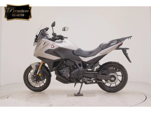 Honda NT1100 2026, золотистый, фото 2