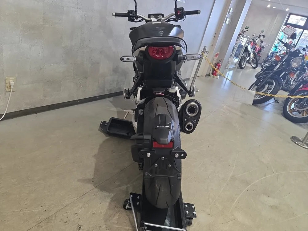 Honda CB1000R 2021, maddo black, фото 10