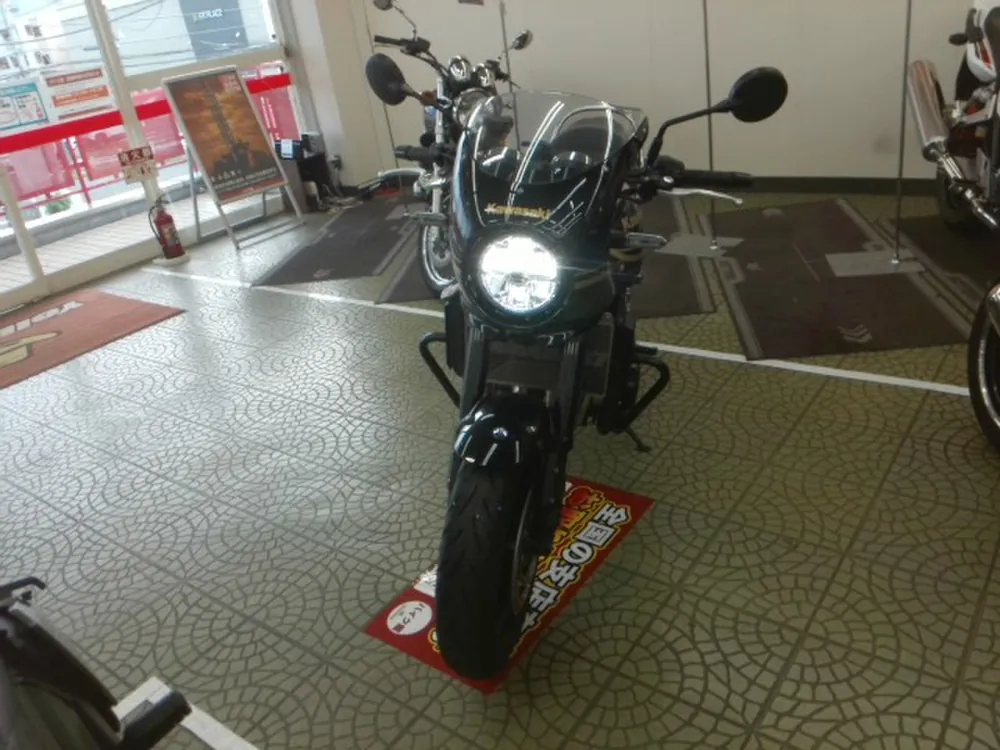 Kawasaki Z900RS 2023, black / gold, фото 4
