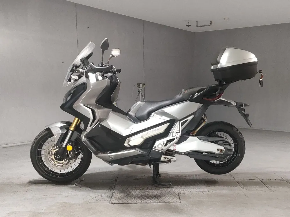 Honda X-ADV750 2017, серебристый, фото 2