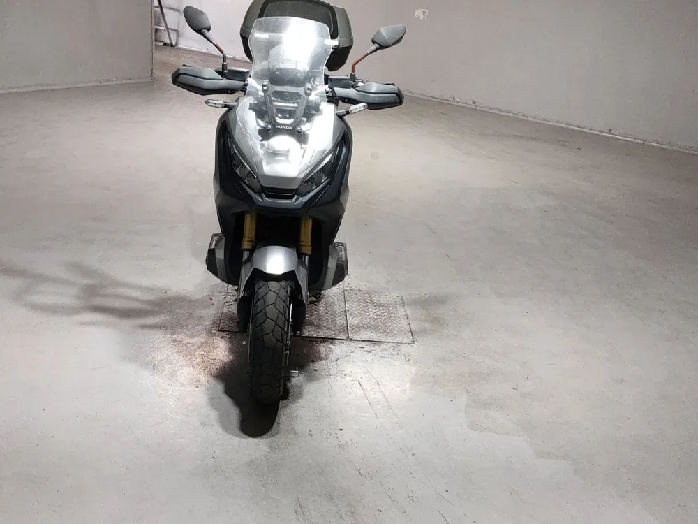 Honda X-ADV750 2017, серебристый, фото 3