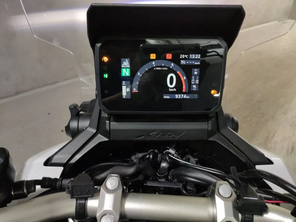 Honda X-ADV750 2024, белый, чёрный, фото 5