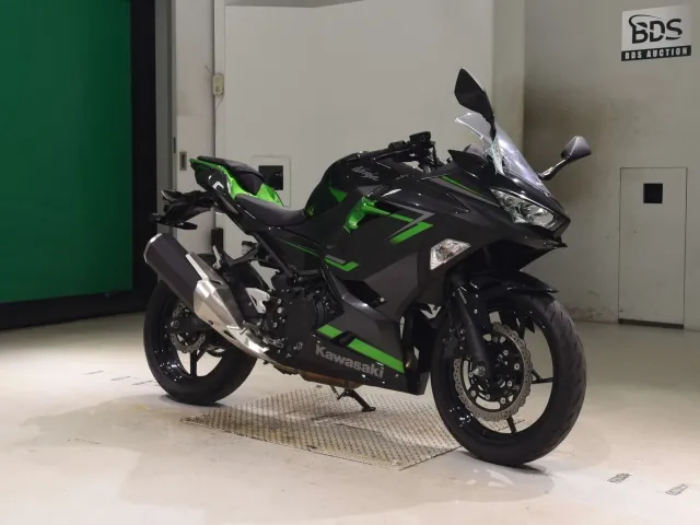 Kawasaki Z400, black | green, фото 3