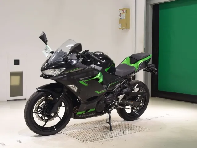 Kawasaki Z400, black | green, фото 4