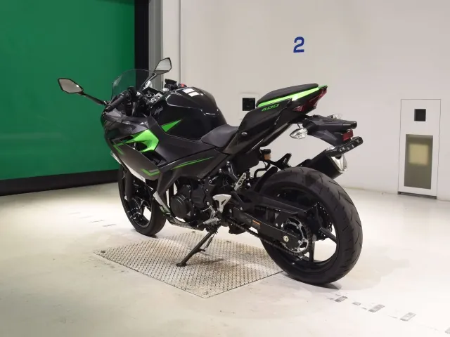 Kawasaki Z400, black | green, фото 6