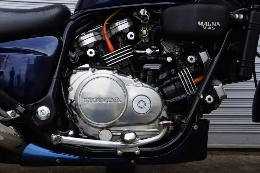 Honda V45 Magna750 1987, фото 6