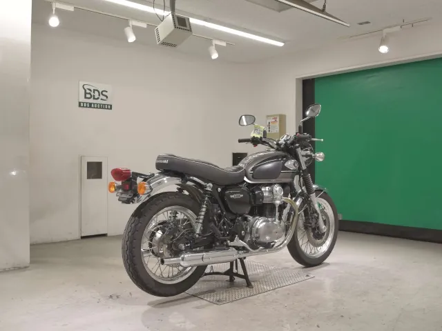 Kawasaki W800-2 2024, серый, фото 5