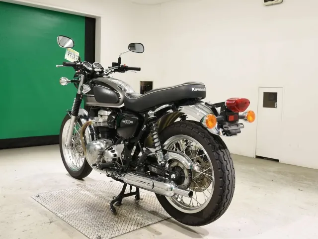 Kawasaki W800-2 2024, серый, фото 6