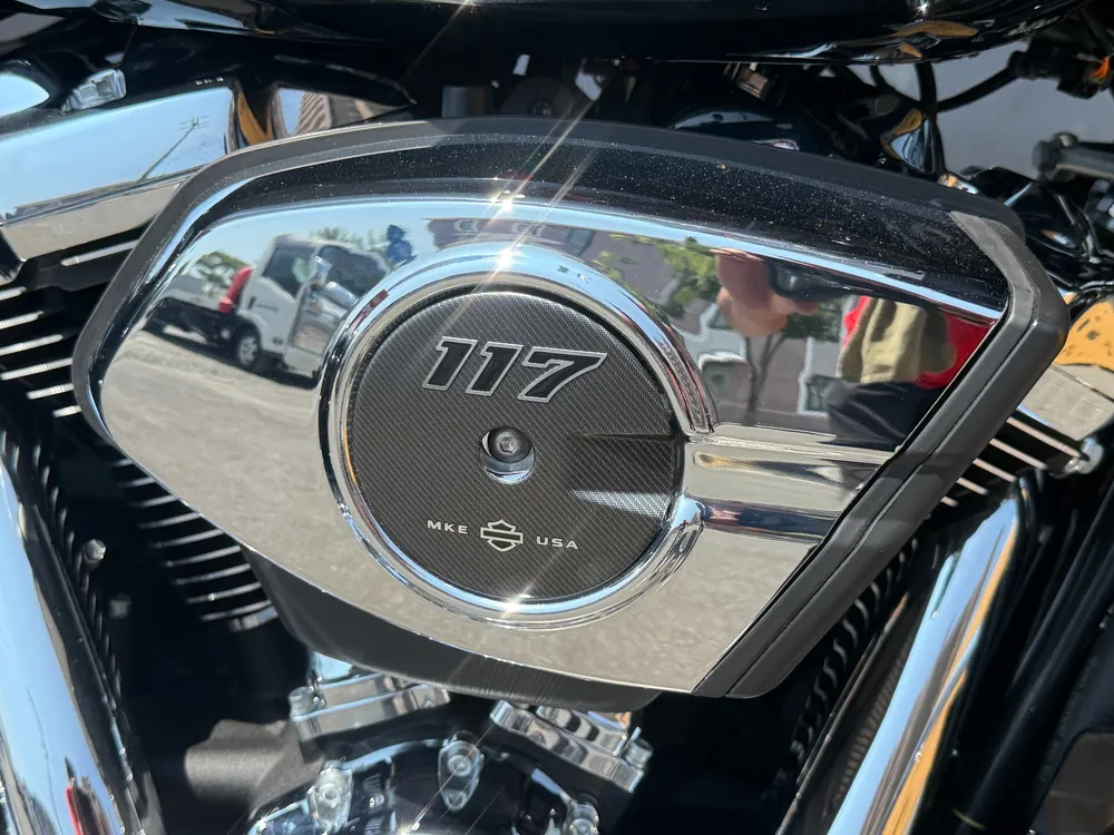 Harley-Davidson FLTRX 2025, чёрный, фото 8