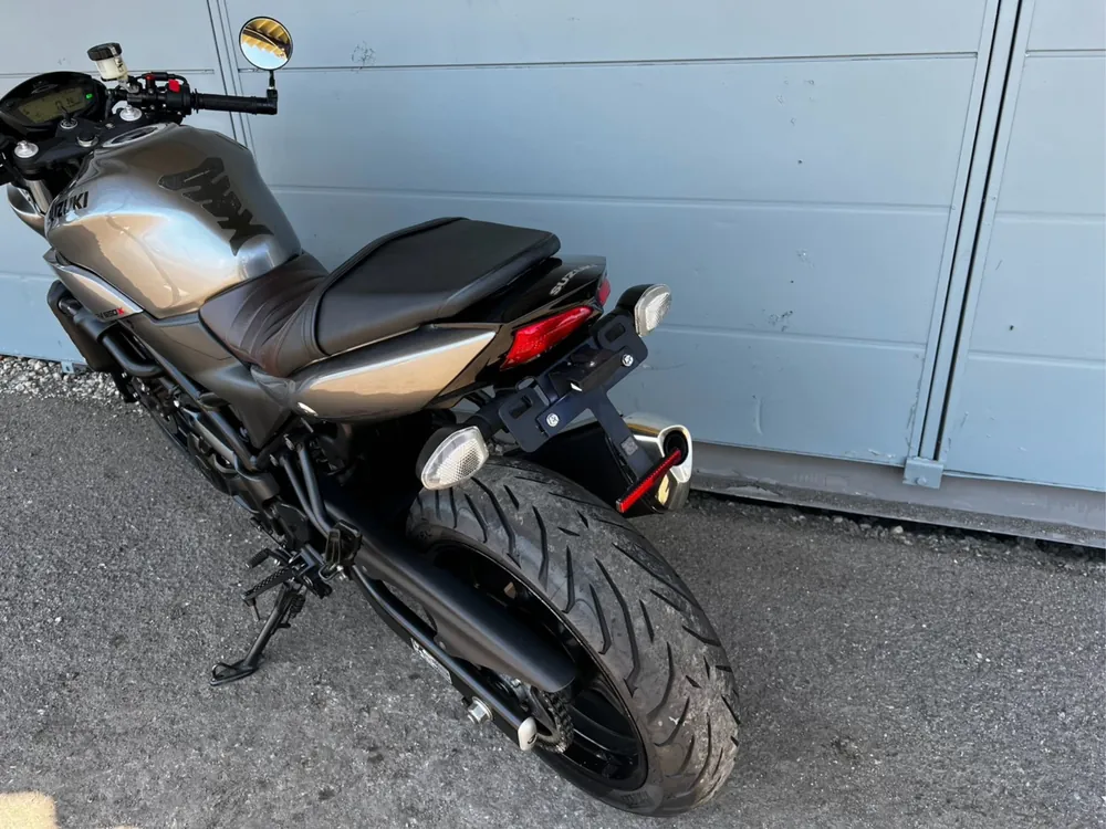 Suzuki SV650 2021, серебристый, фото 12