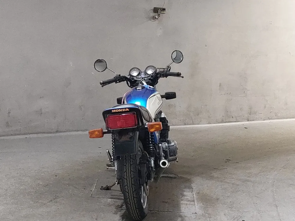 Honda CB750FB 1983, white / blue, фото 4