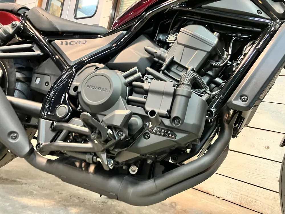 Honda Rebel 2021, w red, фото 14