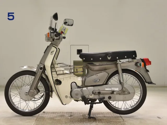 Honda Super Cub, серебристый, фото 2