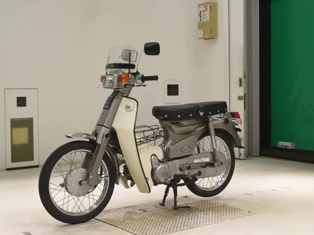 Honda Super Cub, серебристый, фото 4
