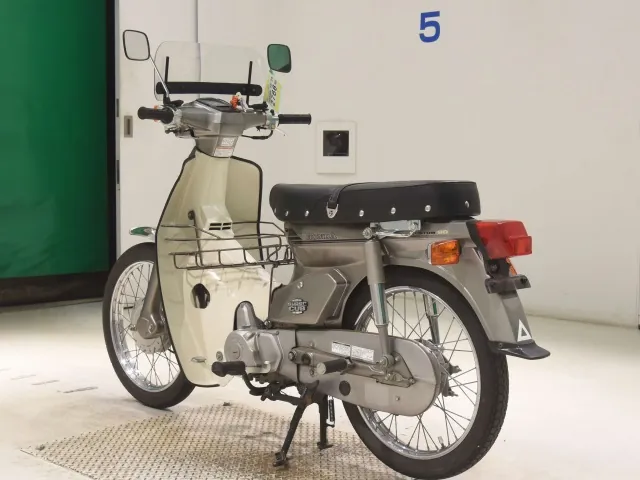 Honda Super Cub, серебристый, фото 6