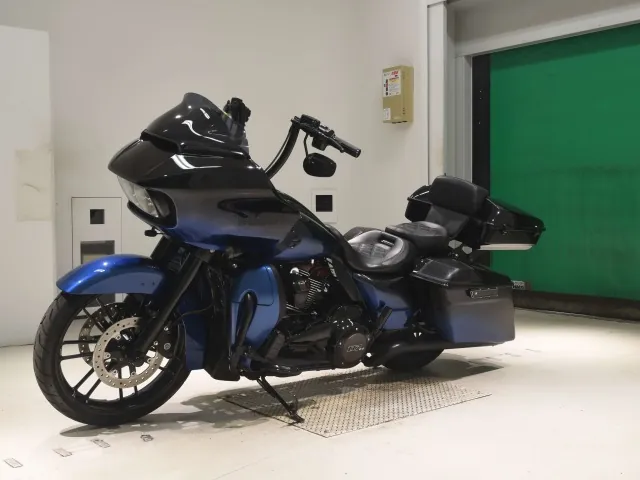 Harley-Davidson FLTRXSE1920CVO 2018, black | navy blue, фото 4