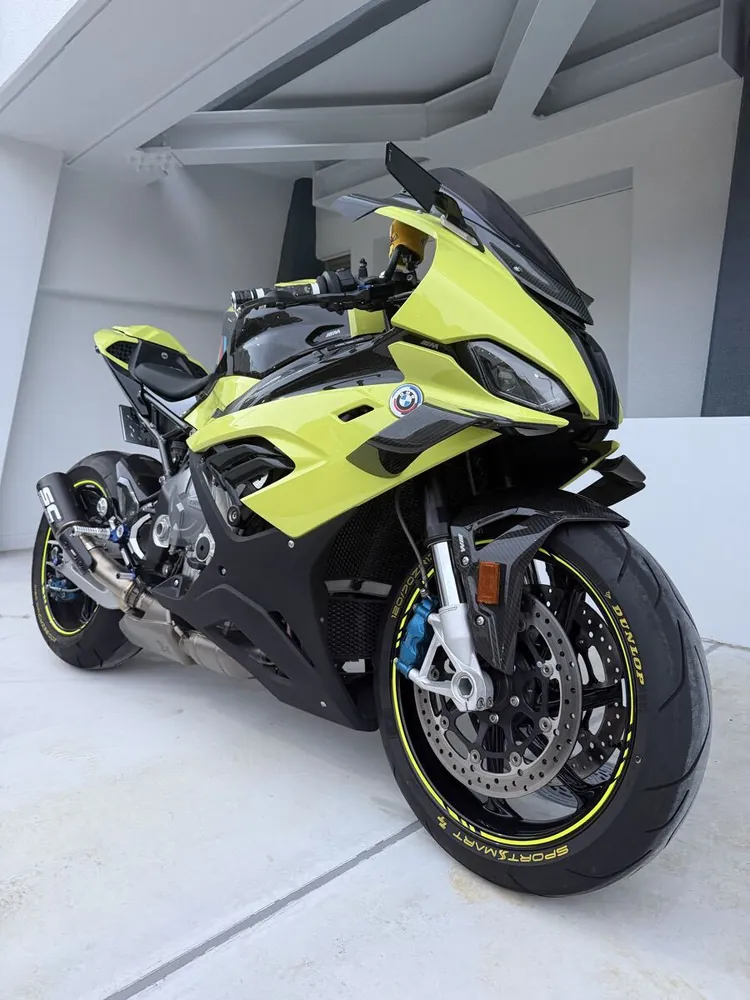 BMW M1000RR 2022, фото 2