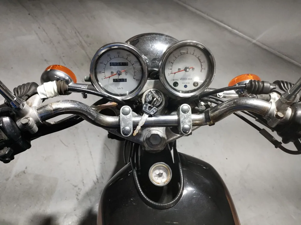 Yamaha SR400 1998, чёрный, серый, фото 5