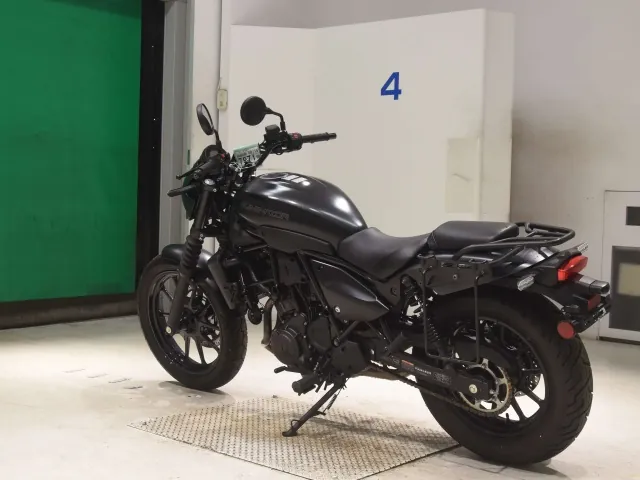 Kawasaki Eliminator 400SE 2024, чёрный, фото 6