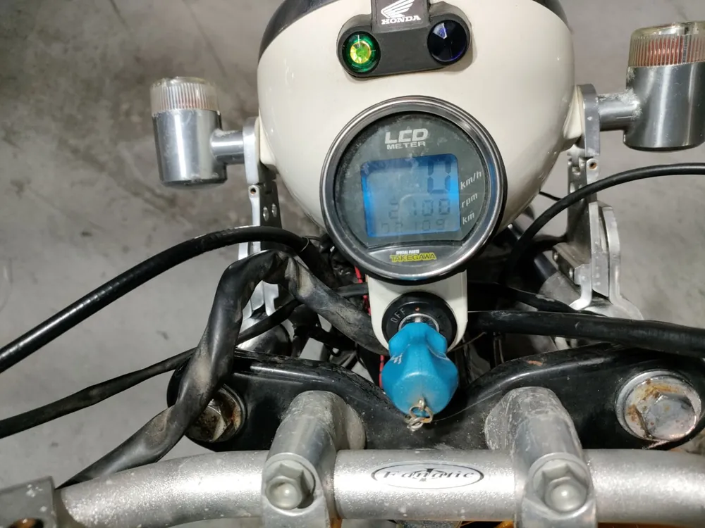 Honda APE 100, оранжевый, фото 5