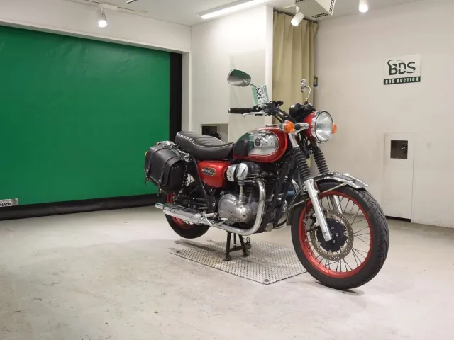 Kawasaki W800 2014, красный, фото 3