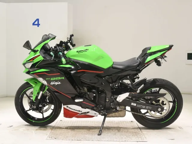 Kawasaki Ninja ZX-25R, зелёный, фото 2