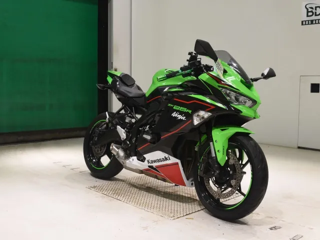 Kawasaki Ninja ZX-25R, зелёный, фото 3