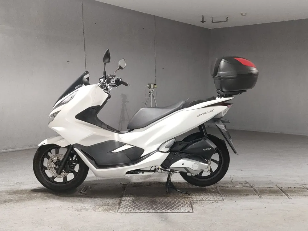 Honda PCX, белый, фото 2
