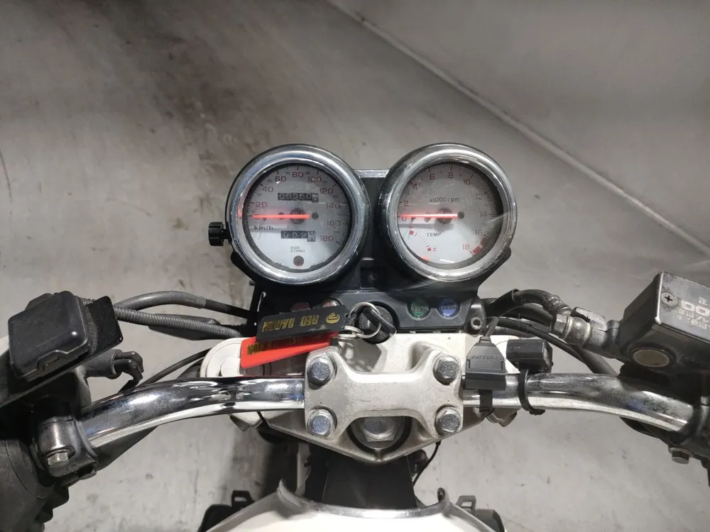 Honda Hornet 250, белый, фото 5