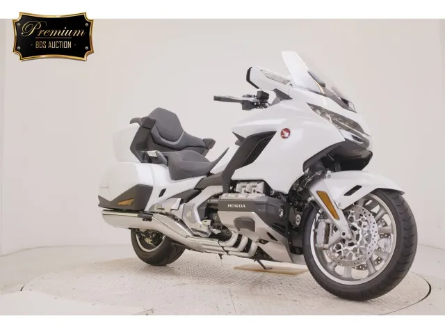 Honda GL1800 2026, белый, фото 3