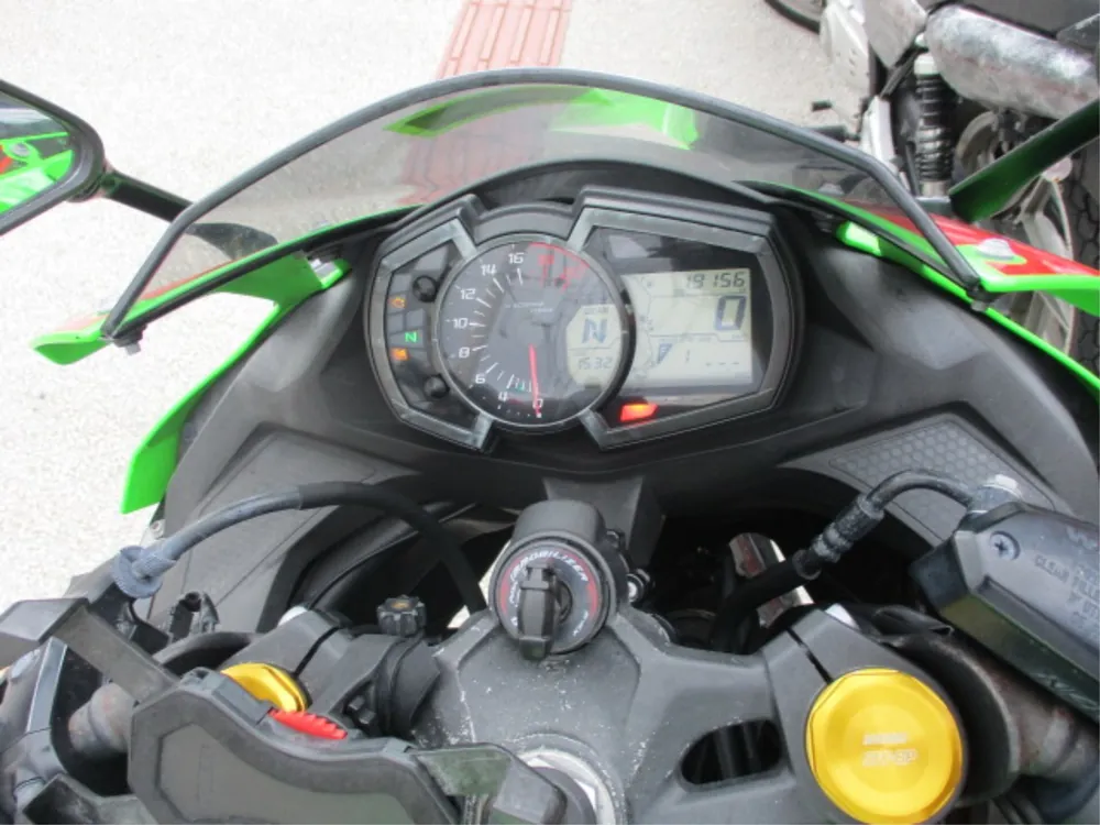 Kawasaki Ninja ZX-25R, зелёный, фото 3