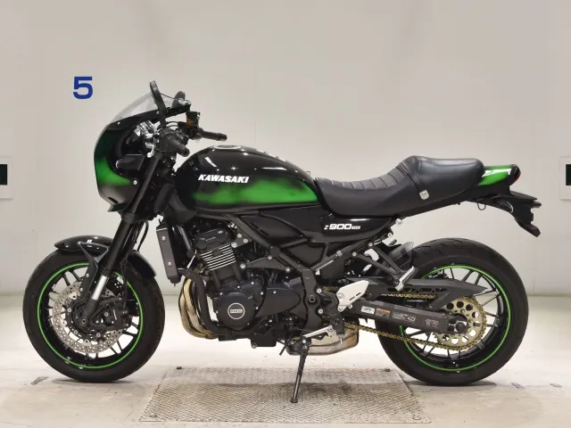 Kawasaki Z900RS 2024, чёрный, зелёный, фото 2