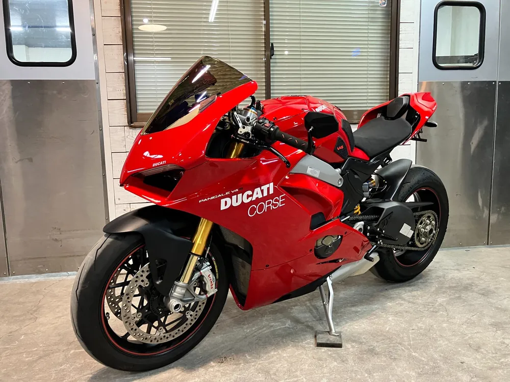 Ducati Paniga-Rev4S 2019, красный, фото 8