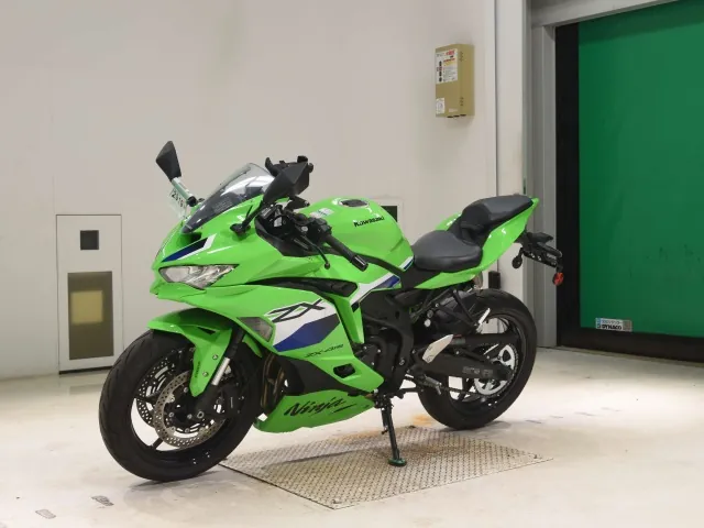 Kawasaki ZX-4R SE 2025, зелёный, фото 4