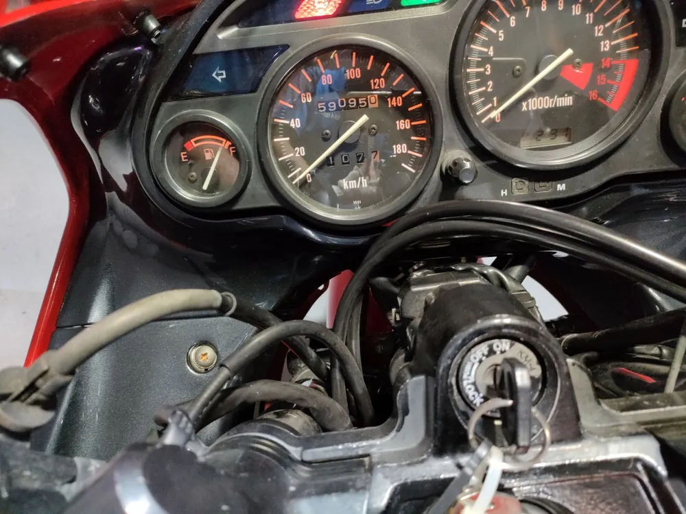 Kawasaki ZX400N 2001, красный, фото 5