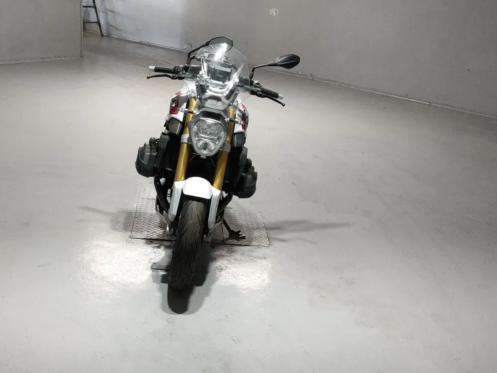 BMW R1200R 2015, белый, фото 3