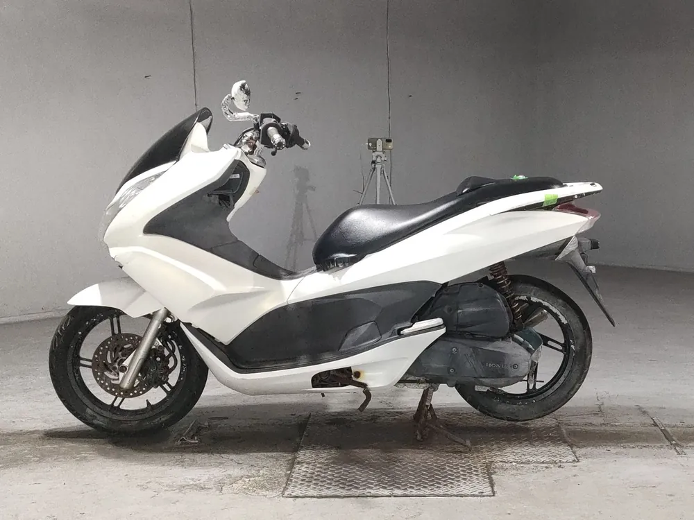 Honda PCX JF28, белый, фото 2