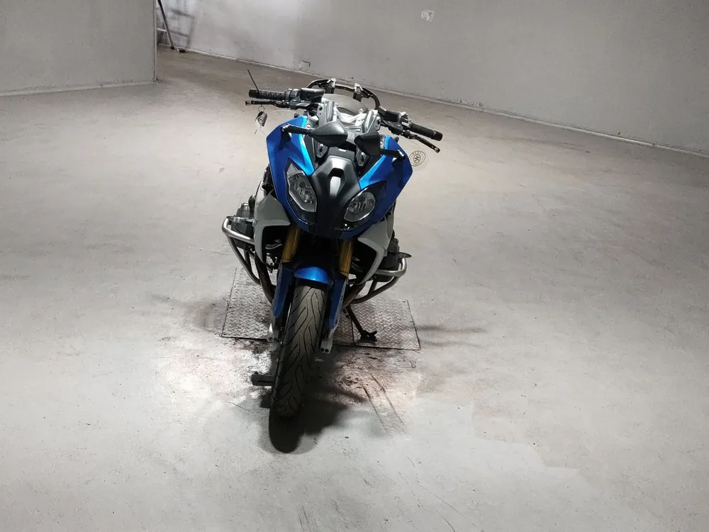 BMW R1200Rs 2016, white / blue, фото 3