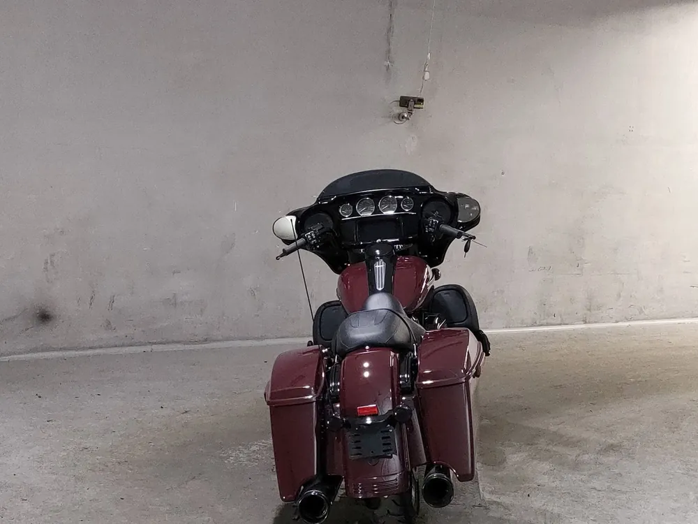 Harley-Davidson FLHXS1870 2020, красный, фото 4