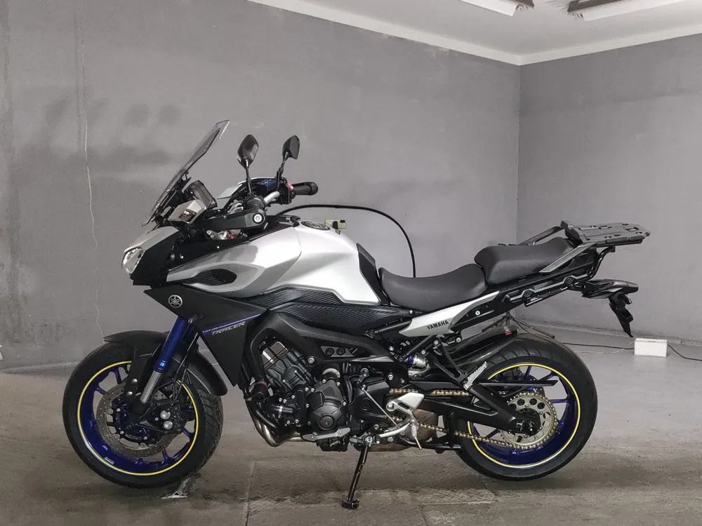 Yamaha MT-09 2015, серебристый, фото 2