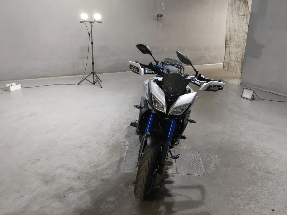 Yamaha MT-09 2015, серебристый, фото 3