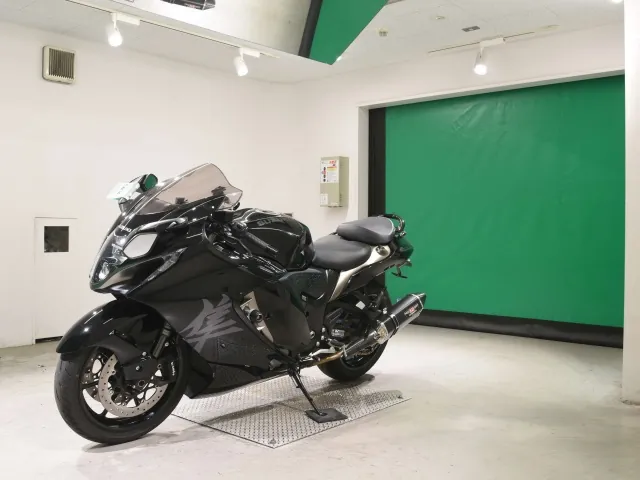 Suzuki Hayabusa 2024, чёрный, фото 4