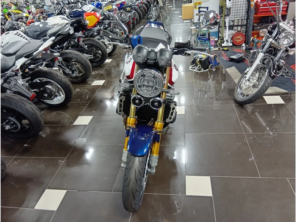 Honda CB1300 2023, white / red / blue, фото 5